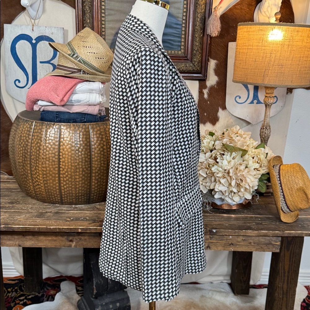 Vintage Marlene Black & White Houndstooth Blazer - Picture 6 of 6